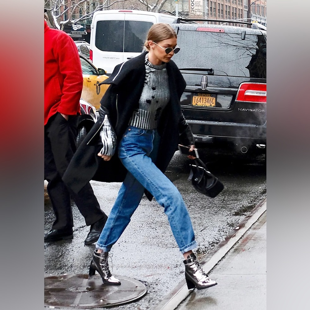 Stuart Weitzman X Gigi Hadid Boots!!!